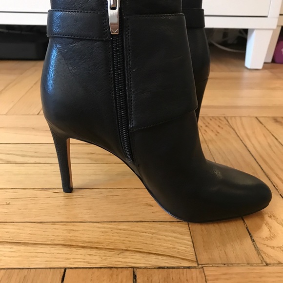 Via spiga stiletto bootie size 5.5 - Picture 3 of 5